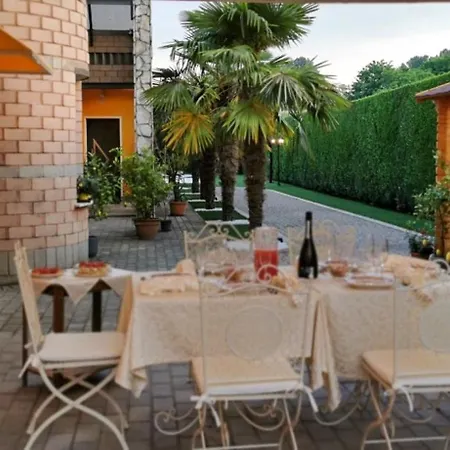 Manor Among Veneto's Orchards *
